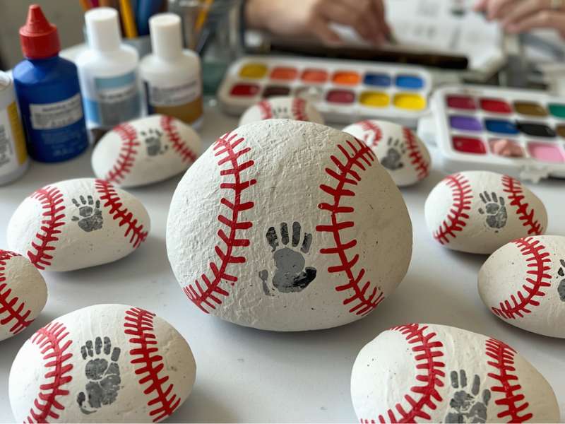 Fingerprint base Father’s Day Rock Painting Ideas