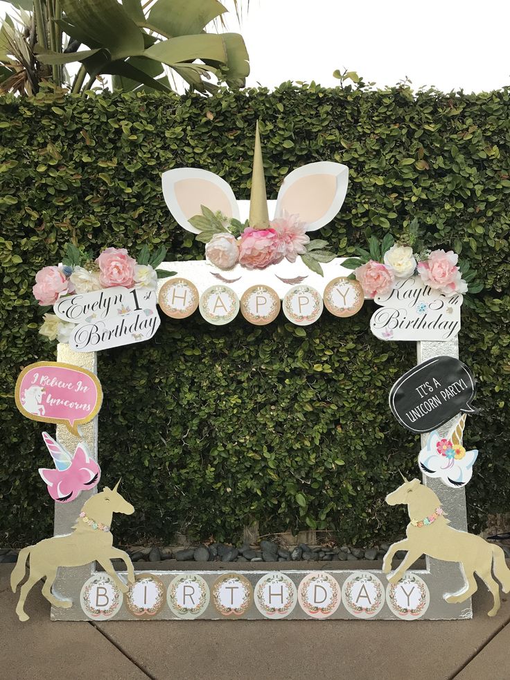 Make a Unicorn Photo Booth