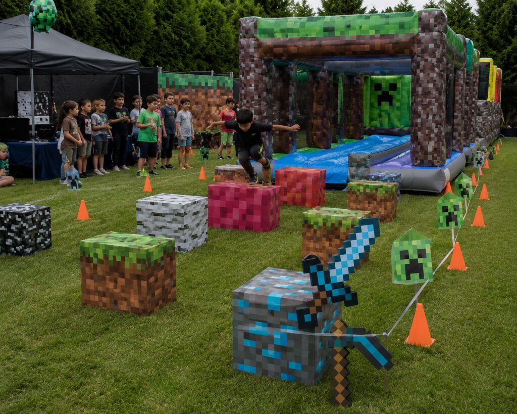 Minecraft Obstacle Course
