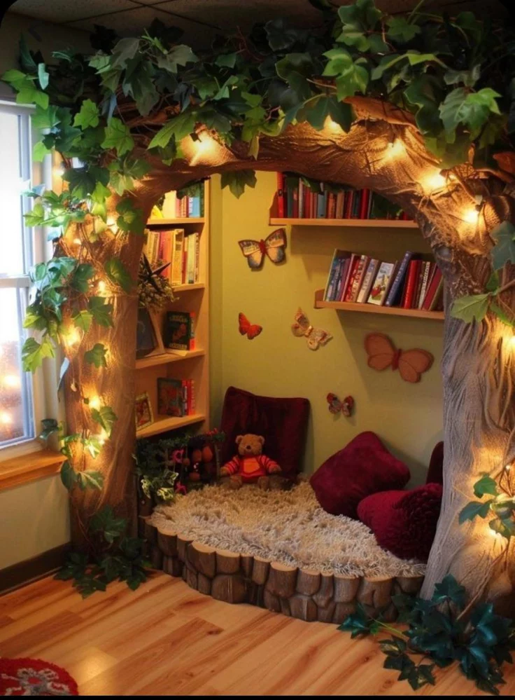 Reading Nook With Wall Murals