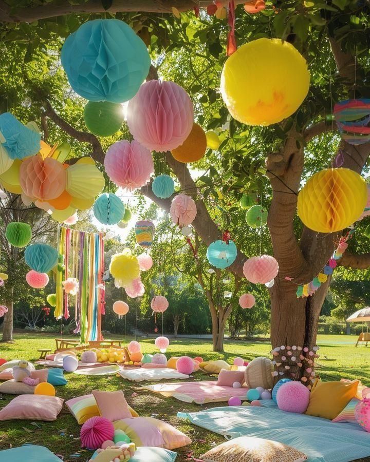 Seasonal birthday decorations