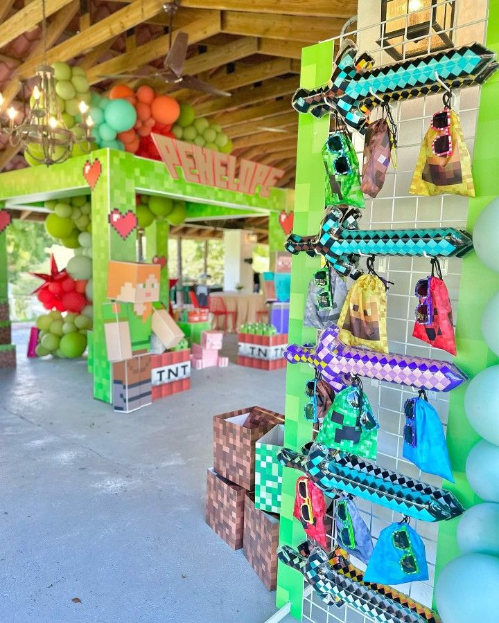 Decorate Outdoor Spaces Like a Minecraft World