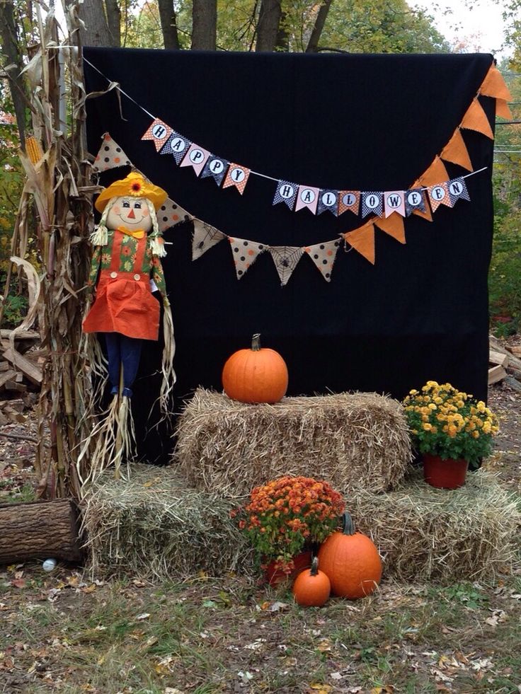 DIY Pumpkin Photo Corner