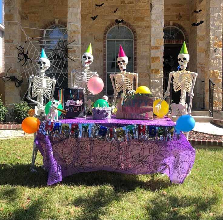 Friendly Skeleton Display