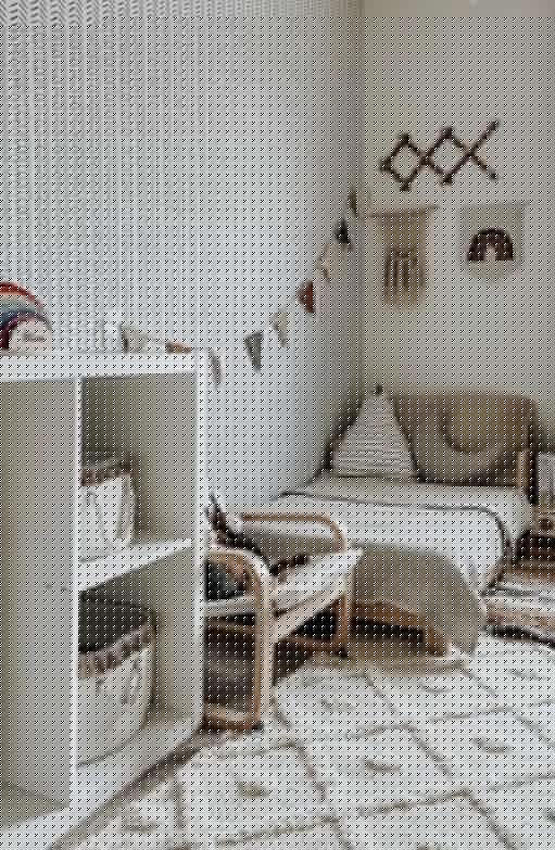  Keep Decorations Simple