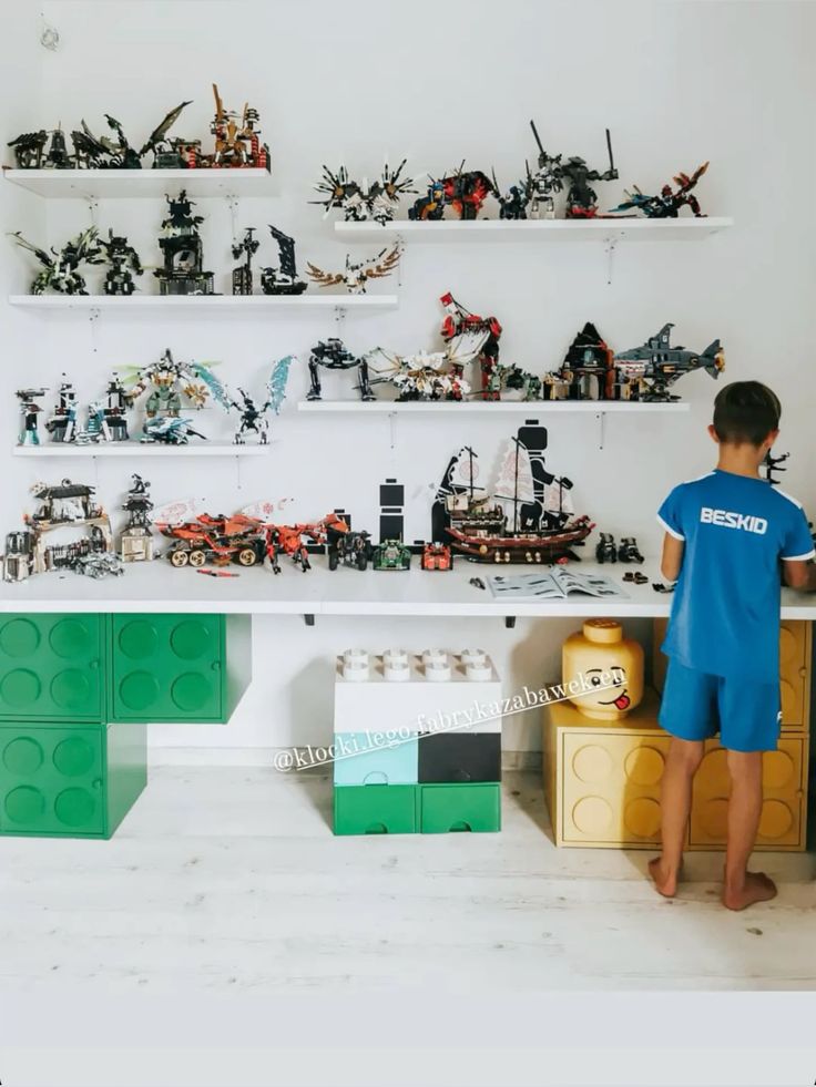 Organize Around the Child's Favorite Builds