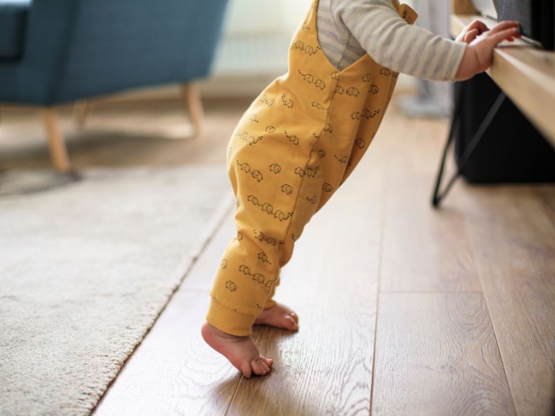 Photograph the Tiny Feet