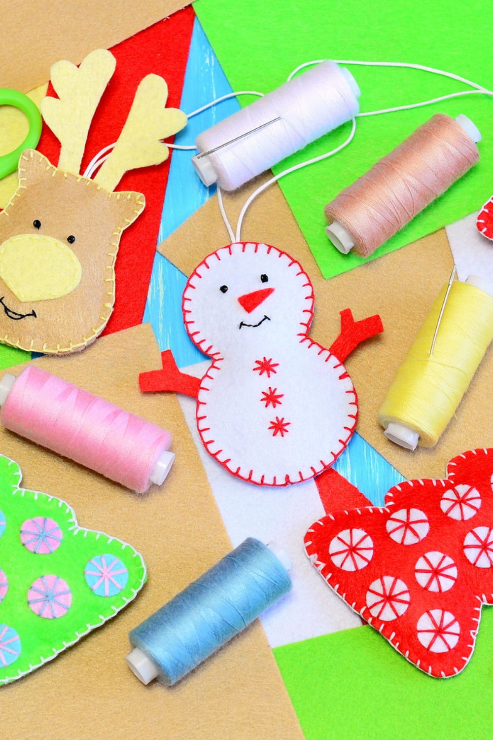 31 Easy Christmas Crafts for Kids That Are Fun and Simple