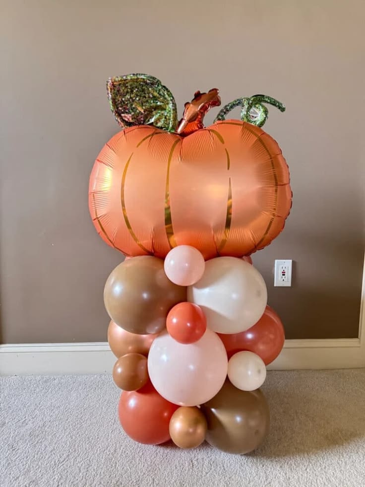 Pumpkin Balloon Display