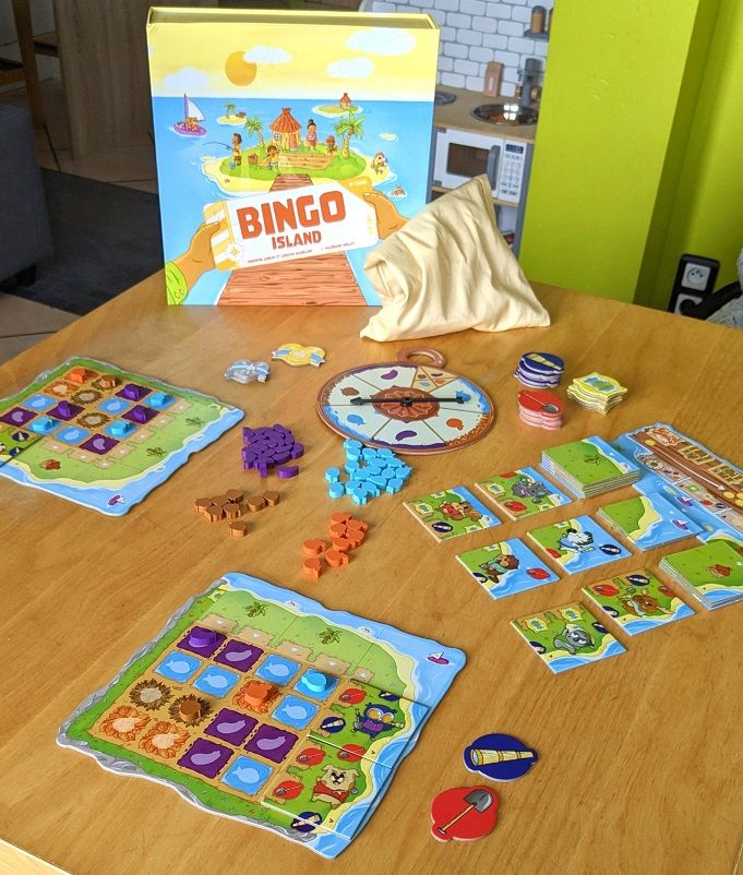 Chuckle & Roar Family Bingo Game