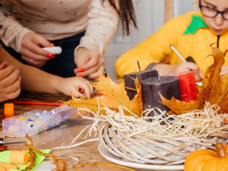 Thanksgiving Decorations to Make at Home With Kids