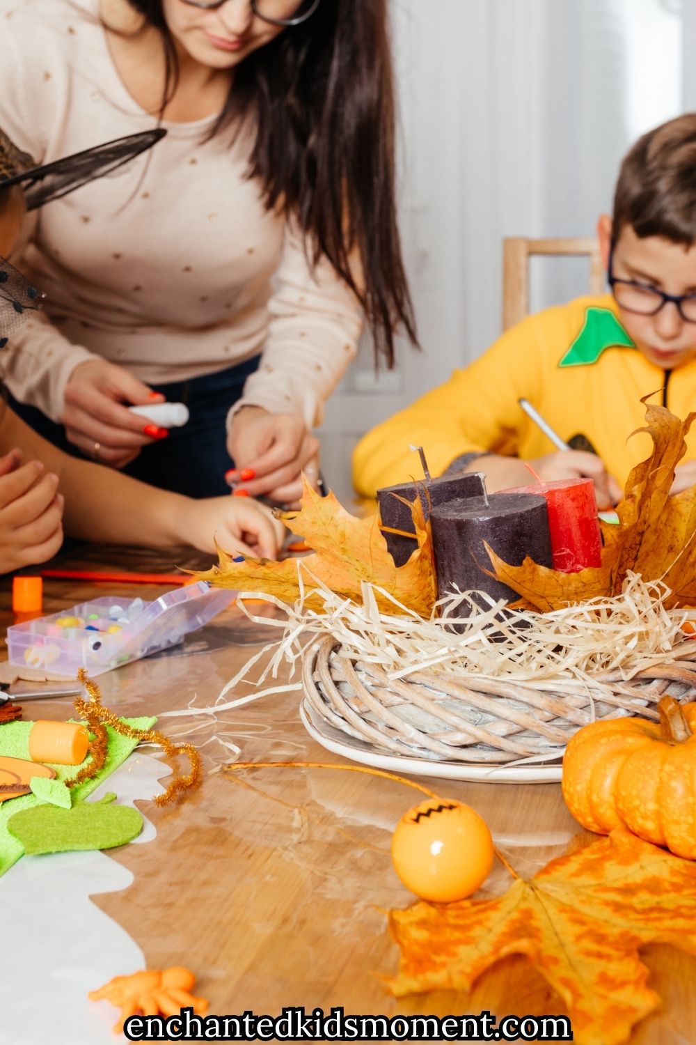 Thanksgiving Decorations to Make at Home With Kids