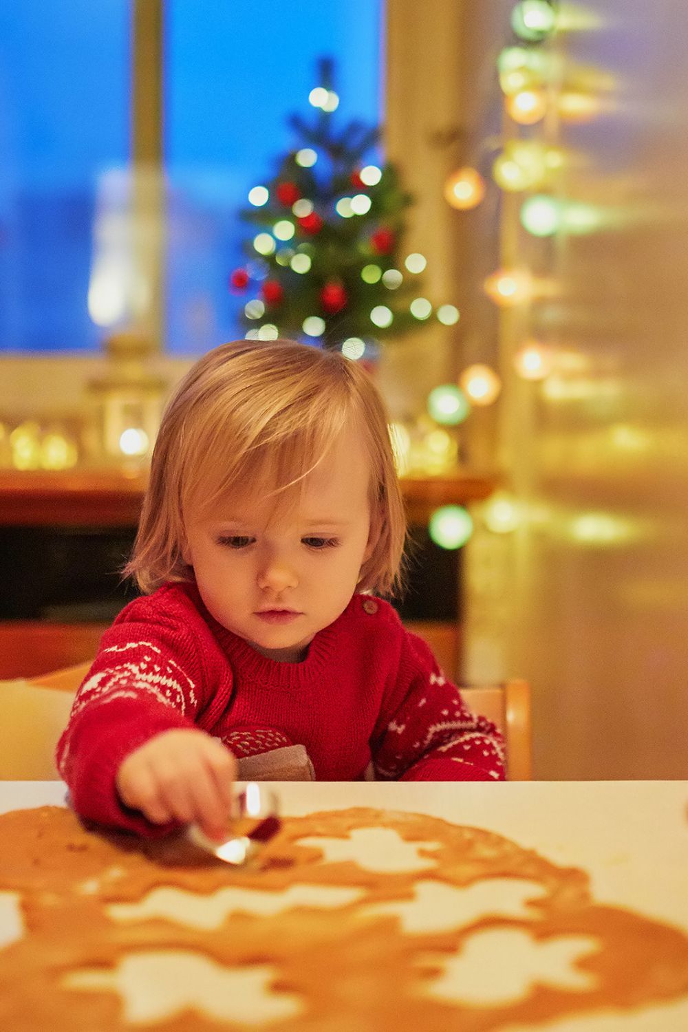 How to Keep Toddlers Busy While You Prepare Christmas Dinner