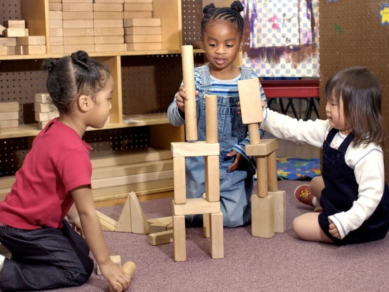 Play "What Can You Build in Ten Minutes?"
